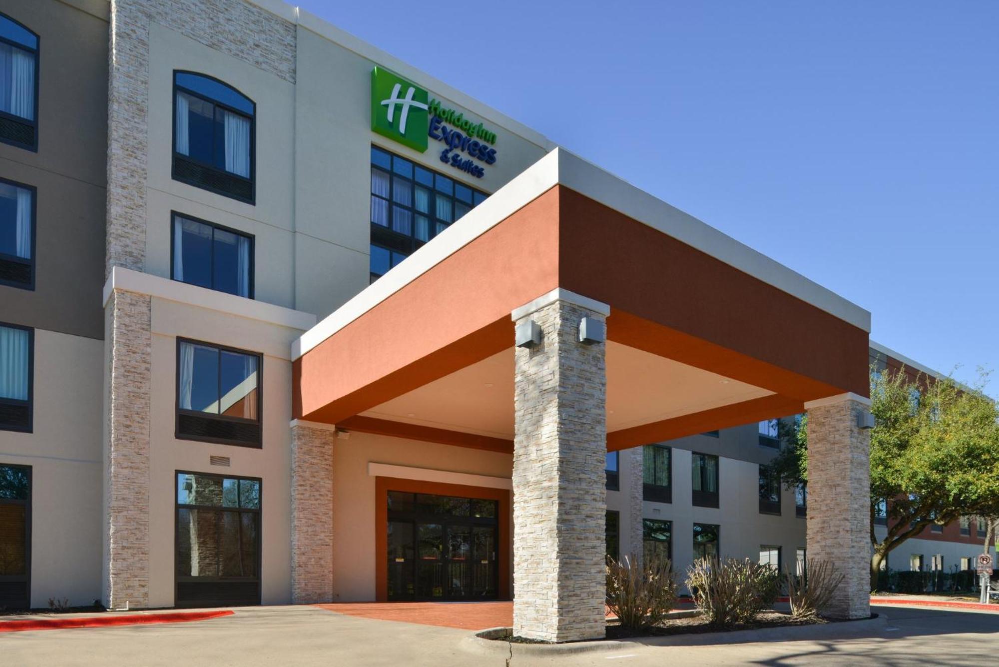 Holiday Inn Express & Suites Austin North Central By Ihg Exterior photo